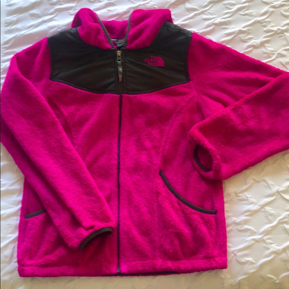 100% 𝘼𝙐𝙏𝙃𝙀𝙉𝙏𝙄𝘾  NORTH FACE 💗